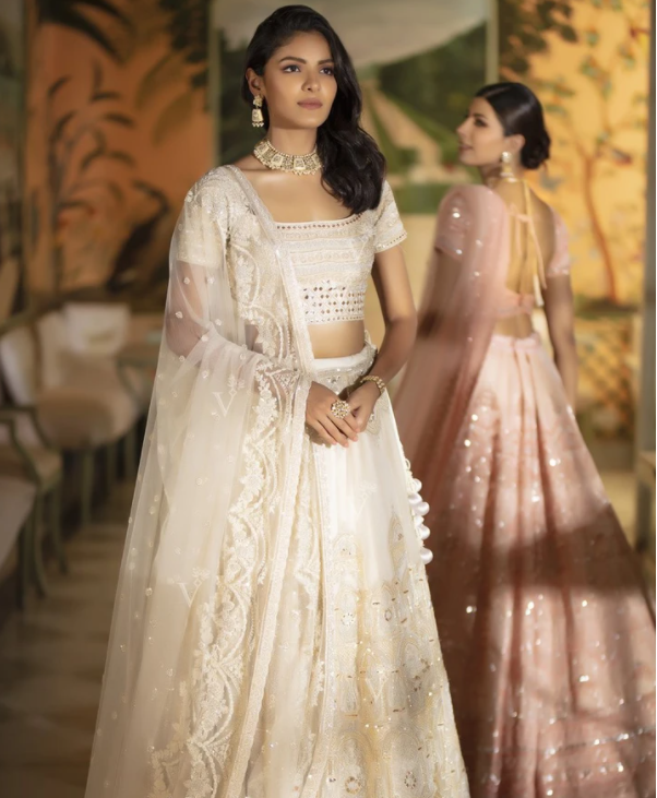 Off- White Organza Lehenga-Vasansi Jaipur