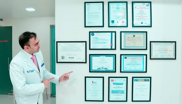 Andrologist in Gurgaon with his certificates and recognition