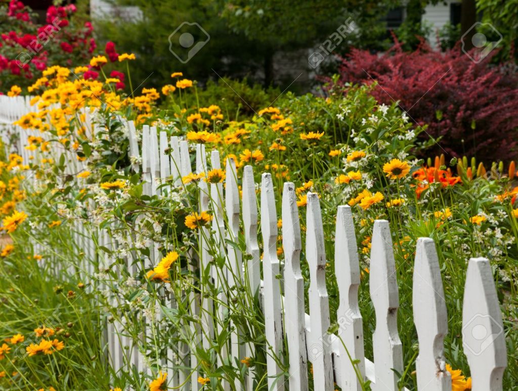 Decorate fencing with flowers