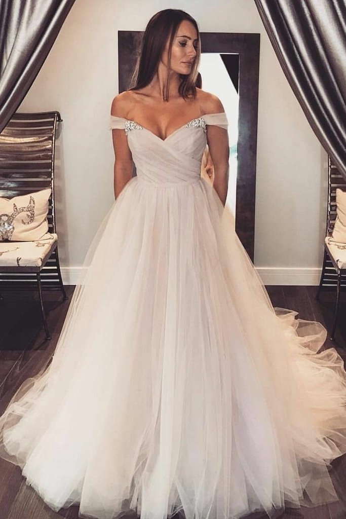 sexy wedding dress with tulle skirt