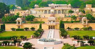 The Royal Sisodia Rani ka Bagh in Jaipur