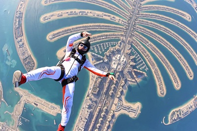 Skydive in the Palm Zone Dubai