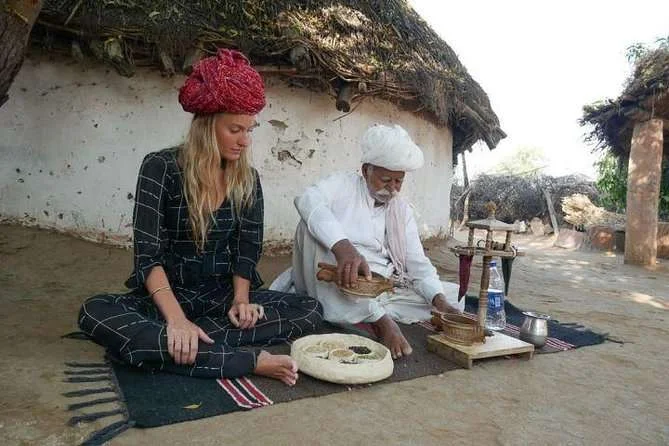 Bishnoi Village, Jodhpur: A traditional Bishnoi village with huts and scenic surroundings.

